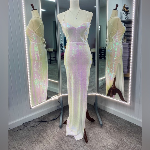 Prom dress, formal dress, white dress, prom gown, white sparkle dress, cruise - Picture 1 of 5